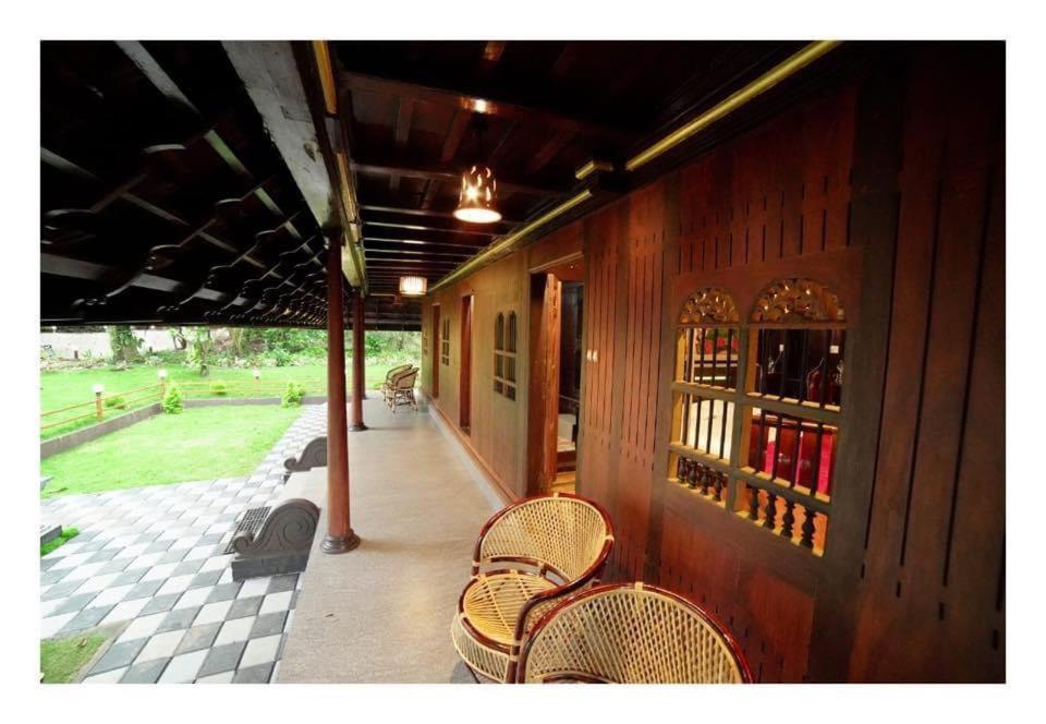 Traditional Kerala Villa Munnar Extérieur photo